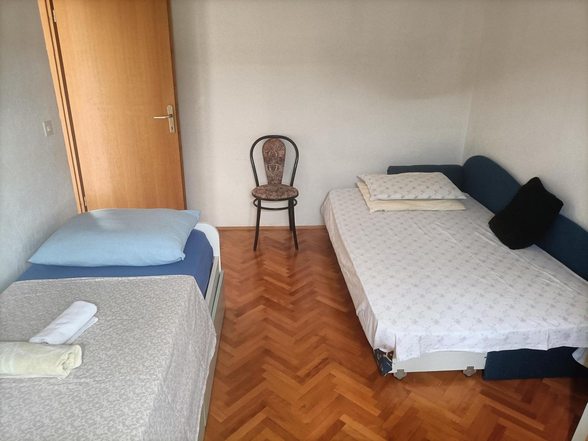 Apartment Zdenka 1 Трогир Екстериор снимка