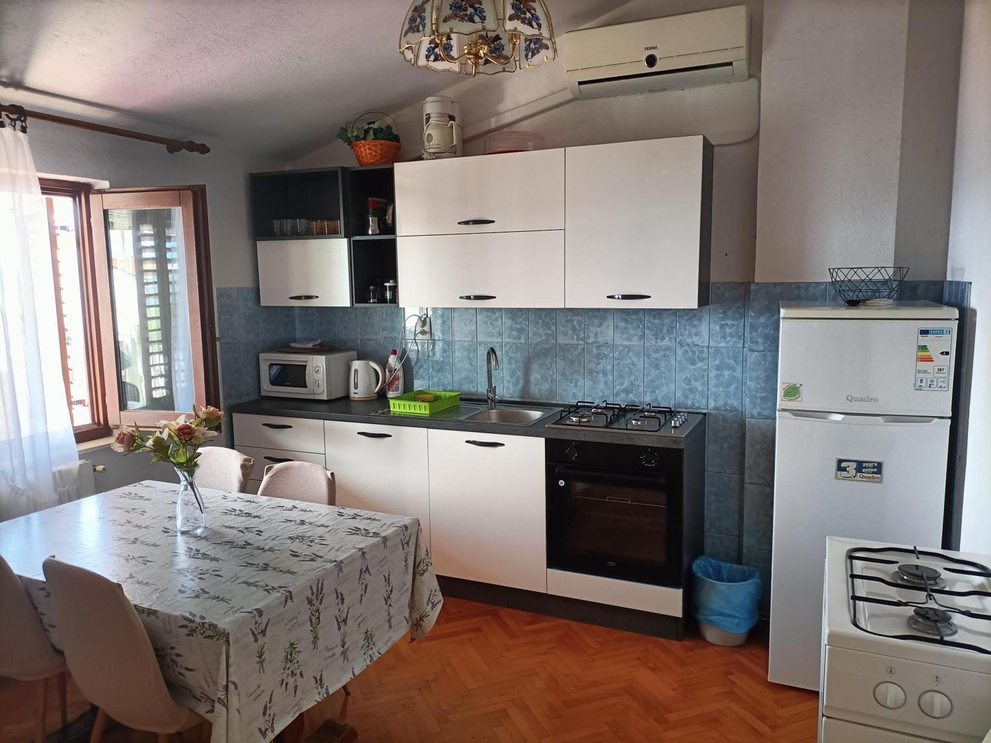Apartment Zdenka 1 Трогир Екстериор снимка